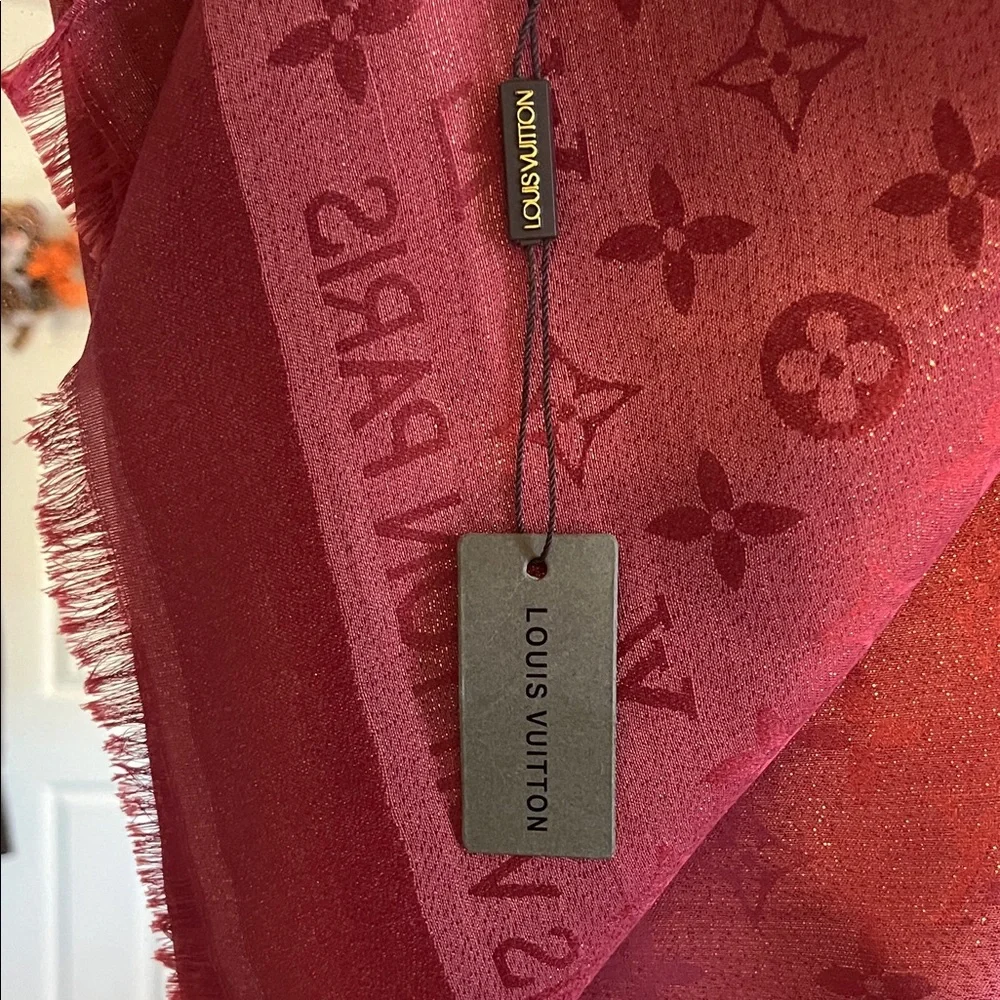 Louis Vuitton Burgundy Monogram Shawl - Picture 2 of 9